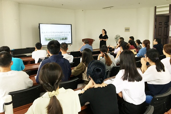 �齫������