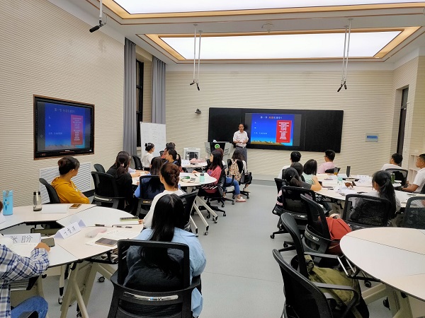 �齫������