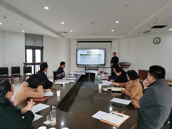 �齫������