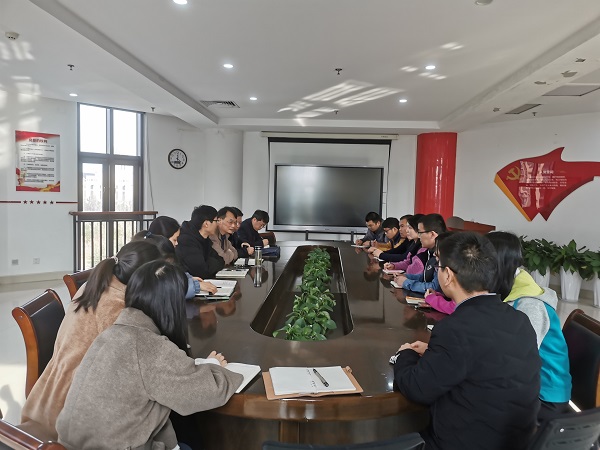 �齫������