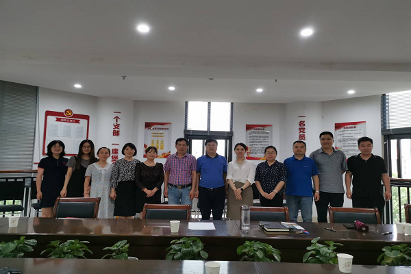 �齫������