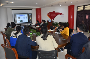 �齫������