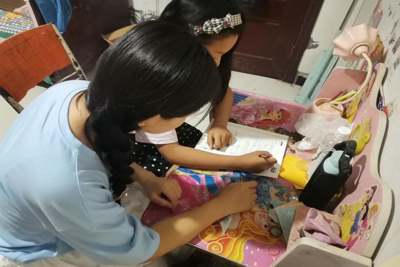 �齫������