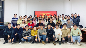 �齫������