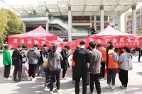 �齫������