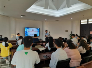 �齫������