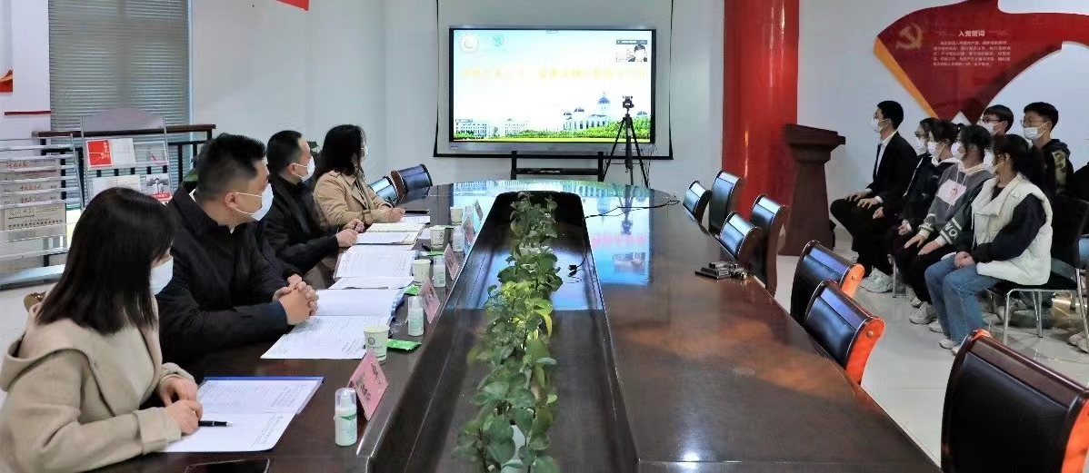 �齫������