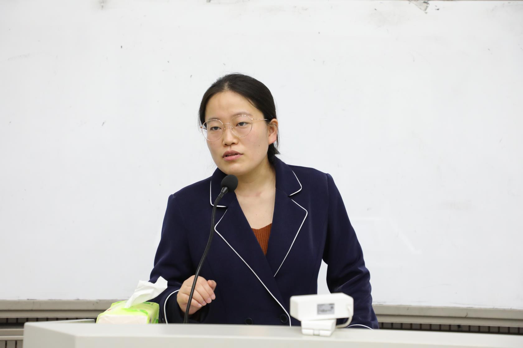 �齫������