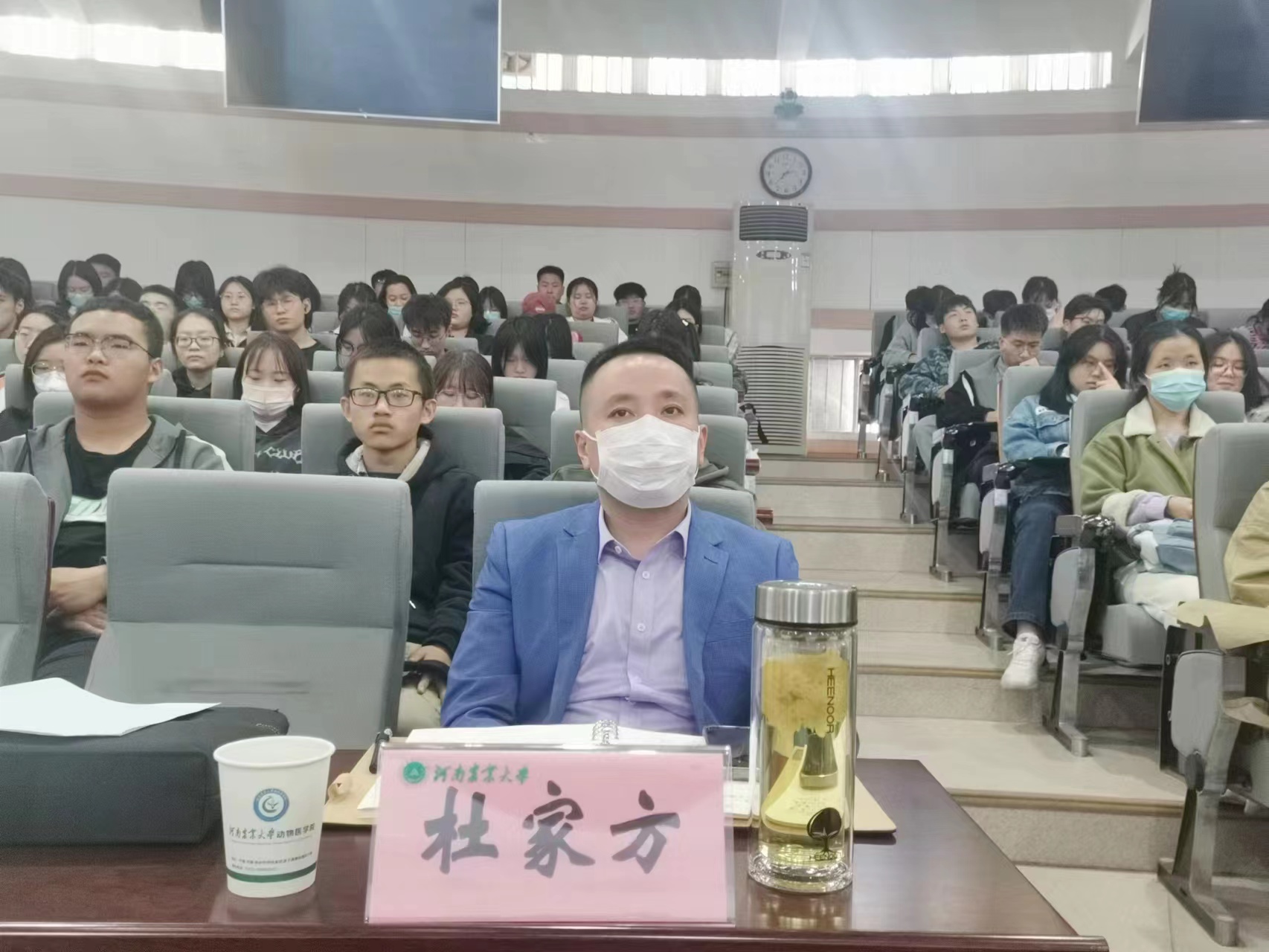 �齫������