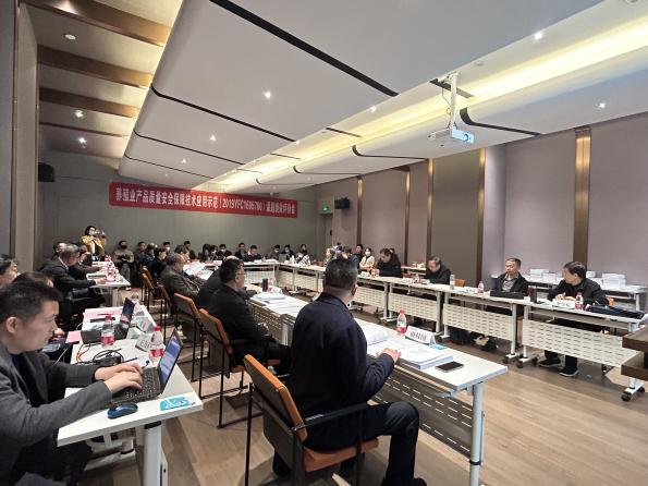 �齫������