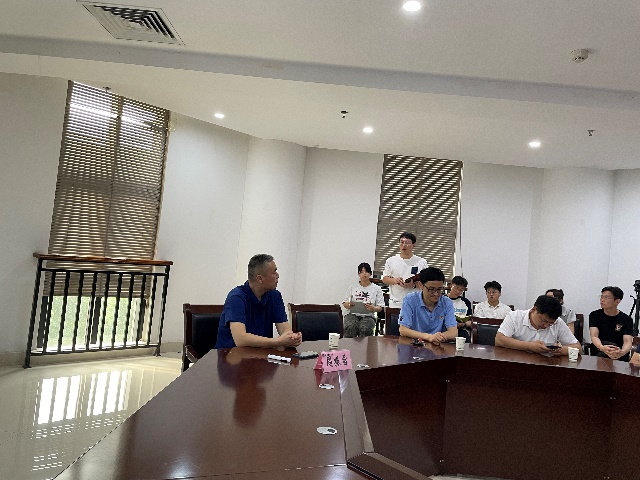 �齫������