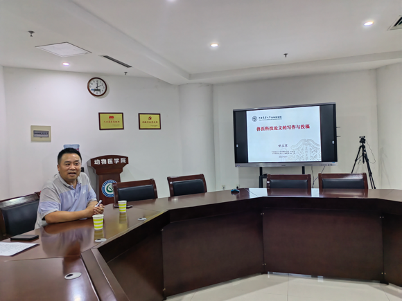 �齫������