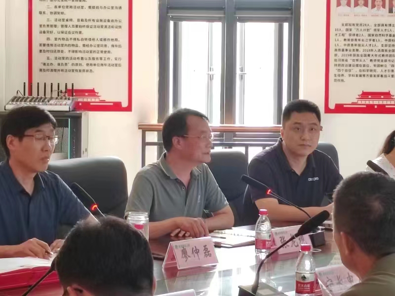 �齫������