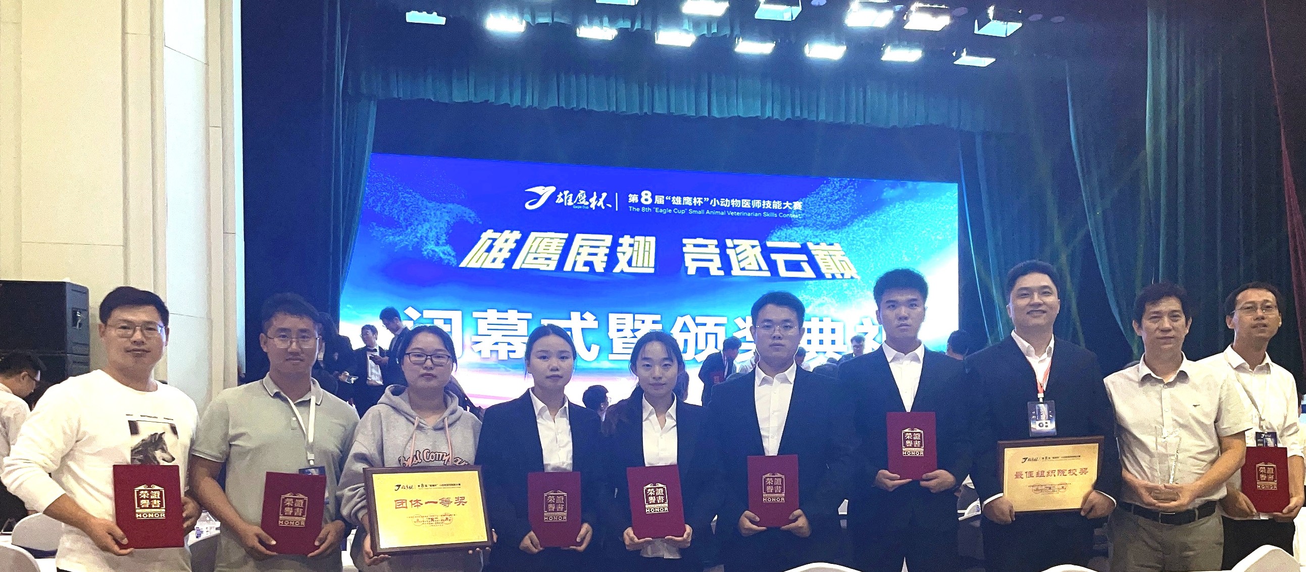 �齫������