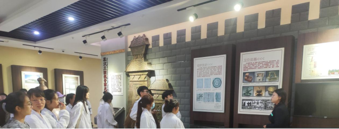 �齫������