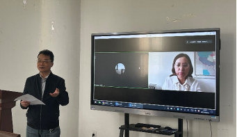 �齫������