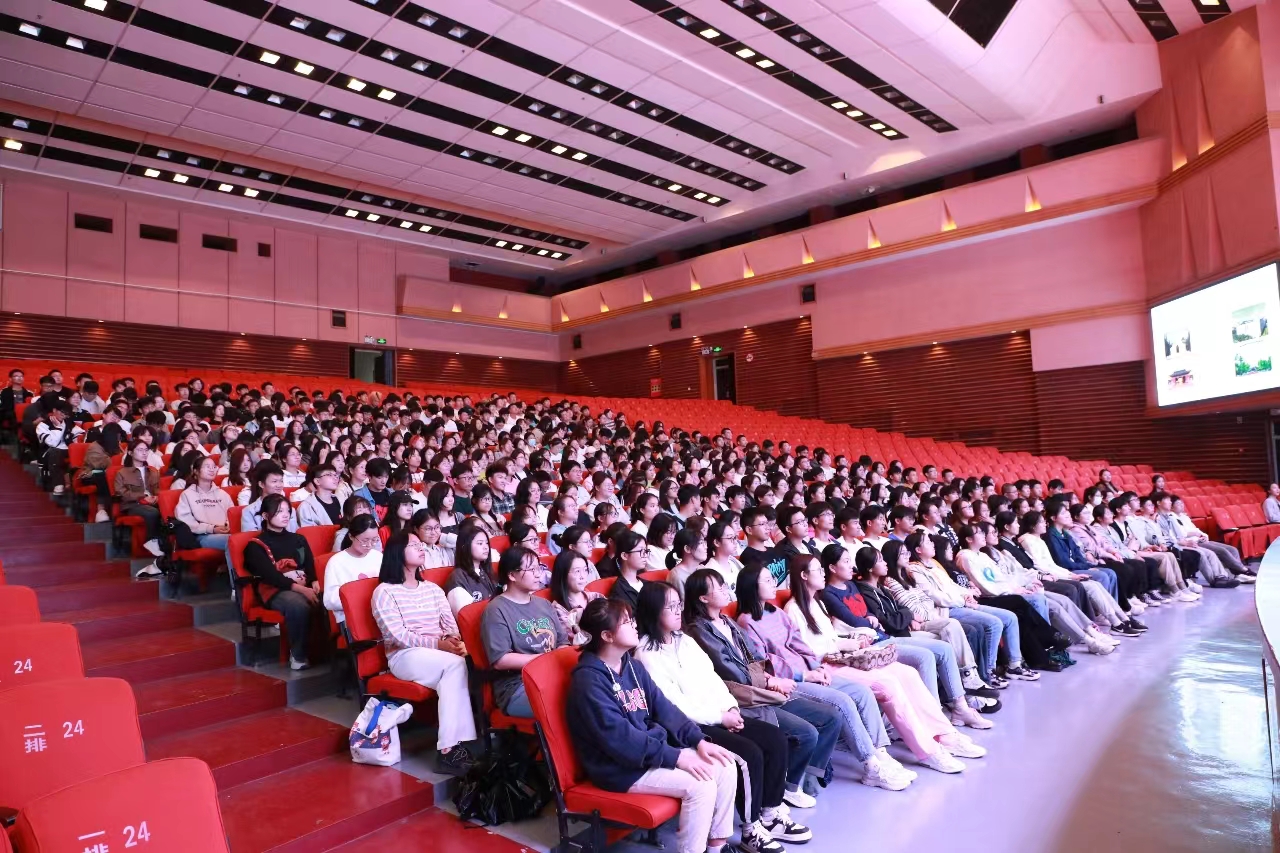 �齫������