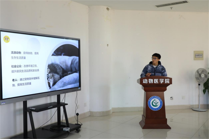 �齫������