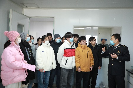 �齫������