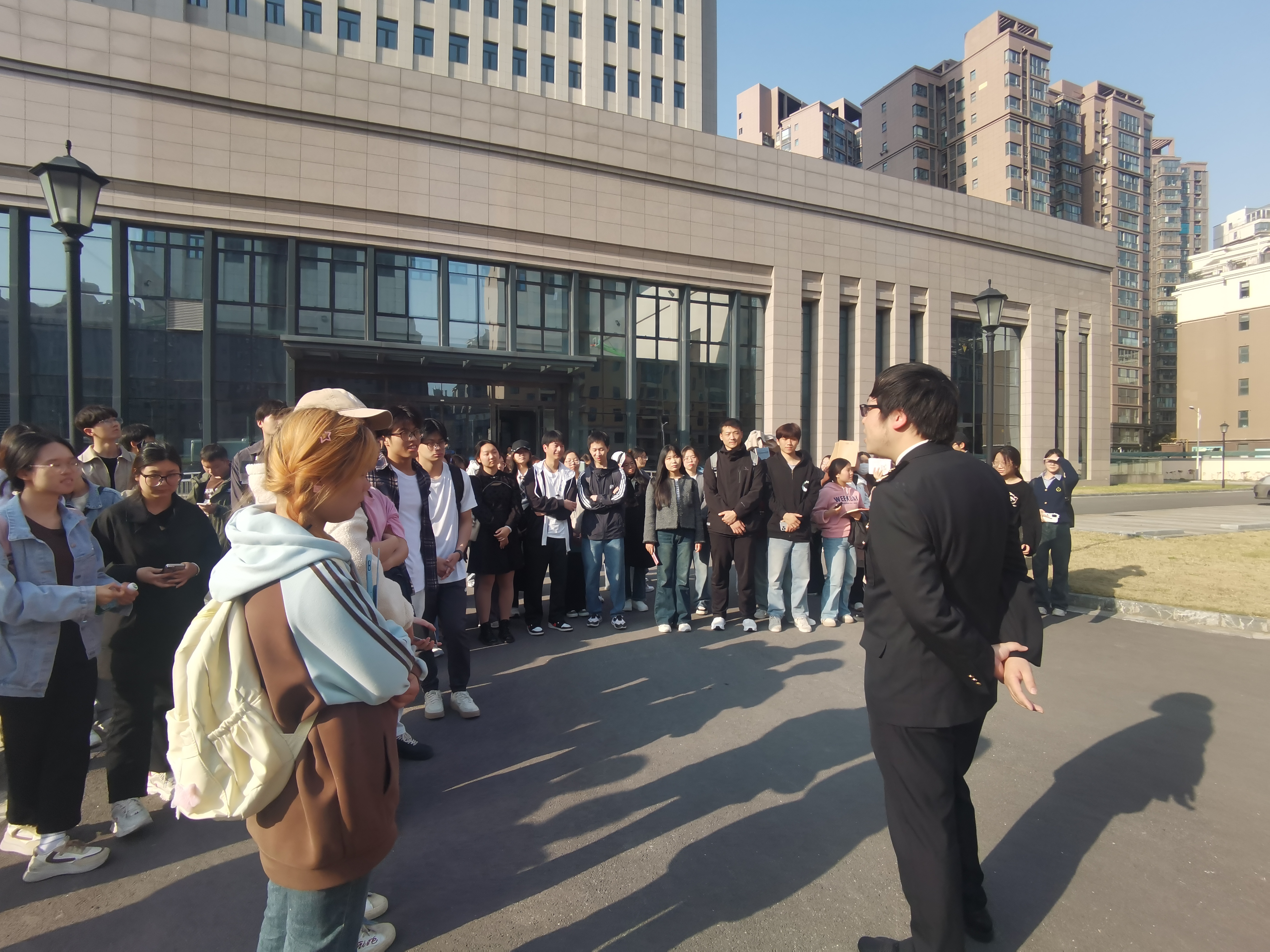 �齫������