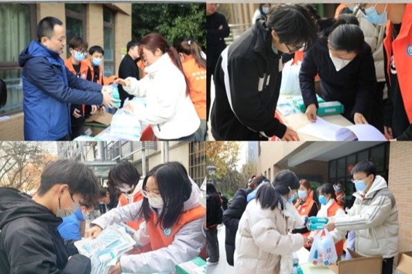 �齫������