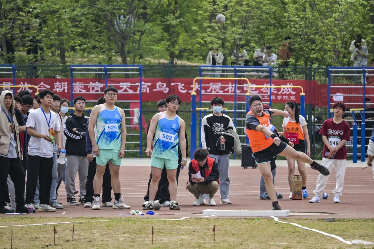 �齫������