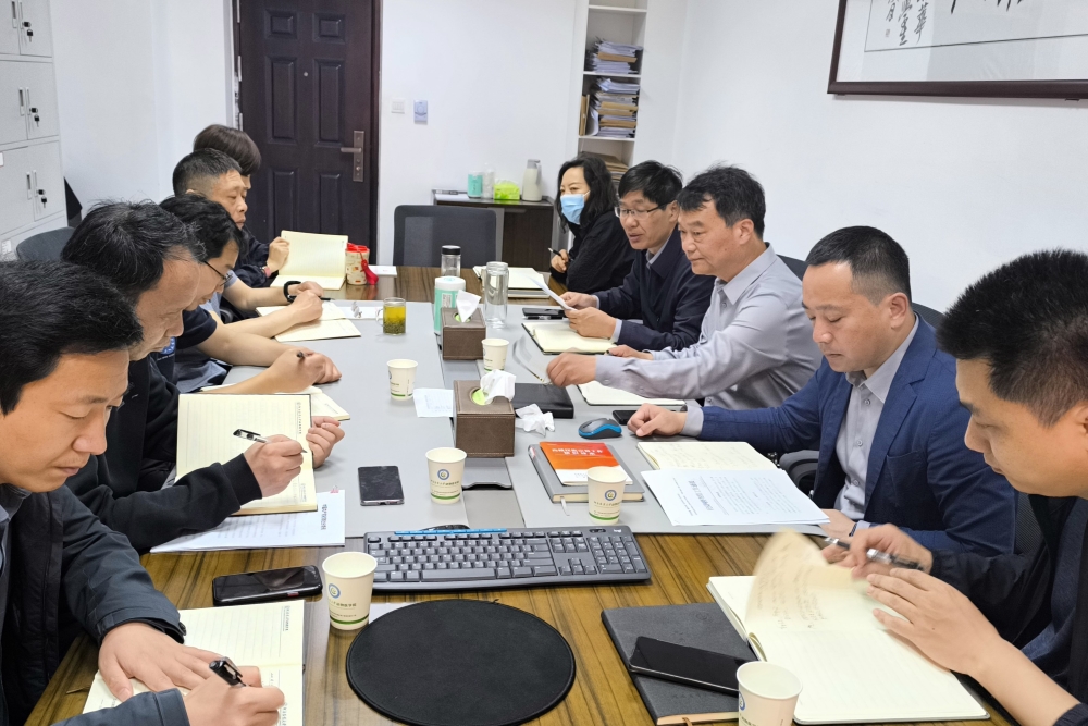 �齫������