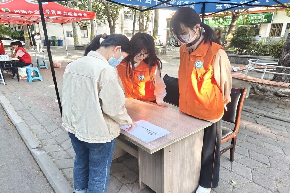 �齫������