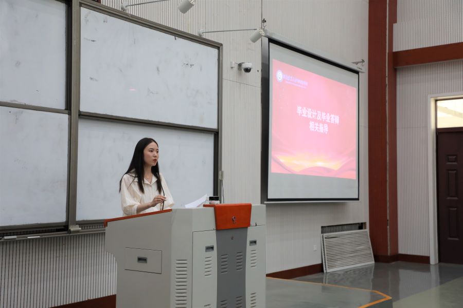 �齫������