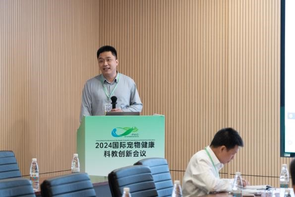 �齫������