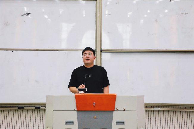 �齫������