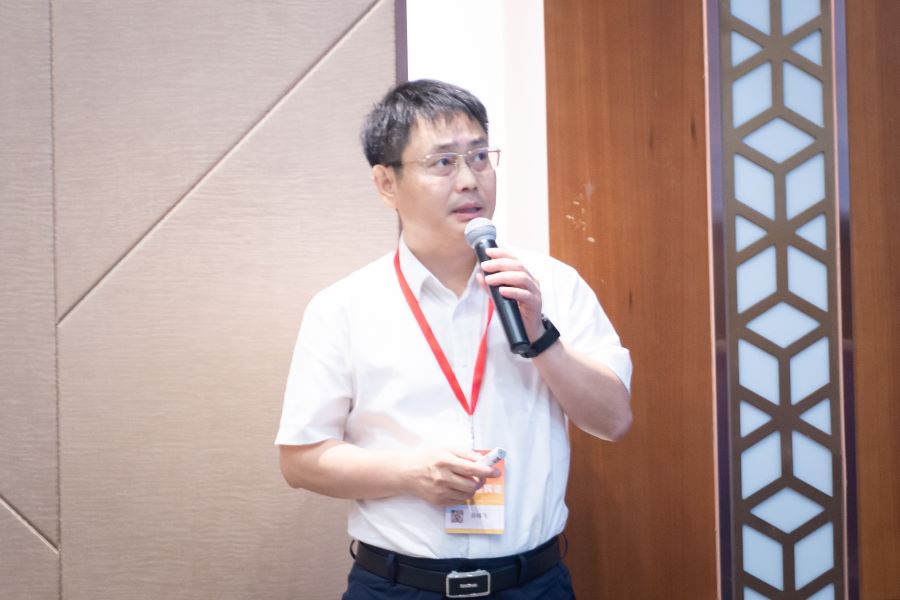 �齫������