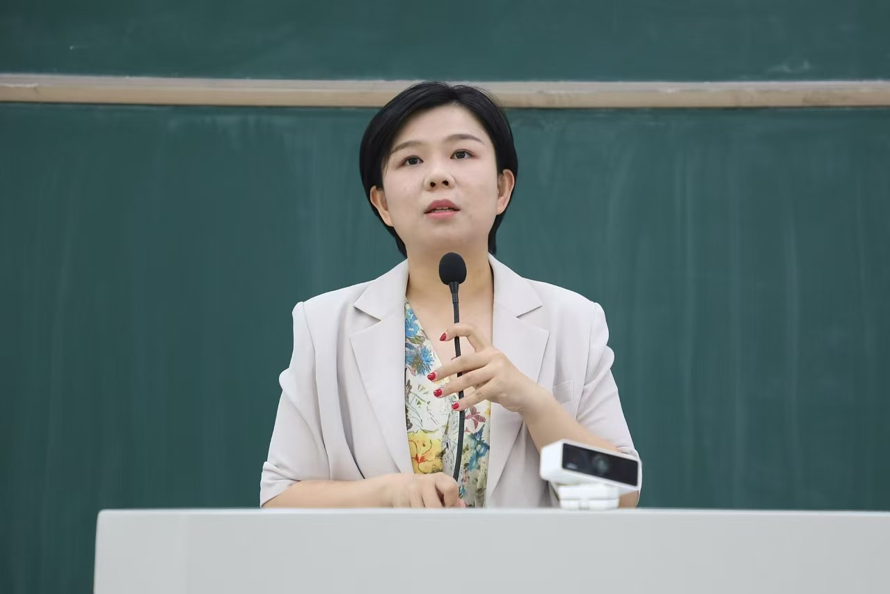 �齫������