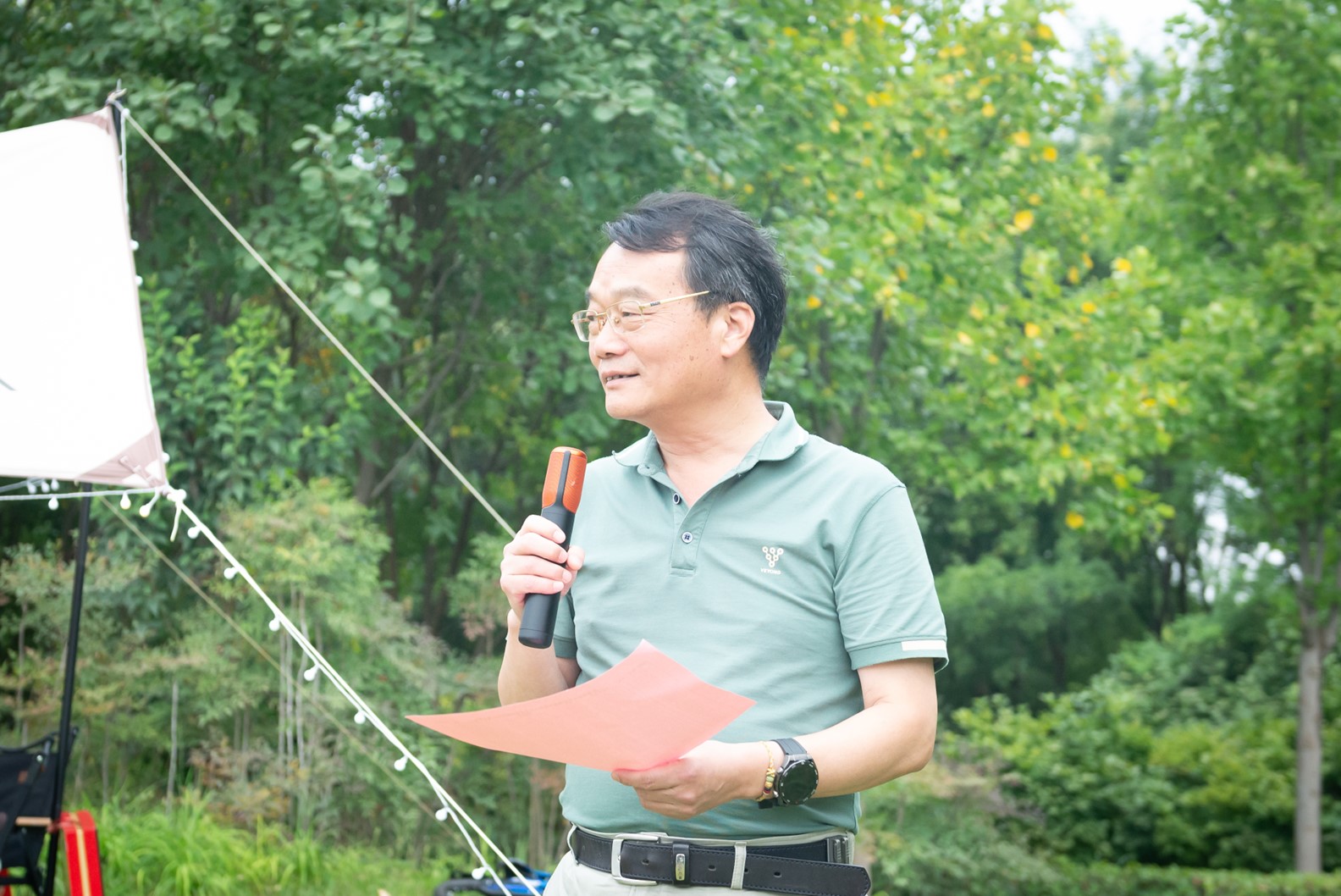 �齫������