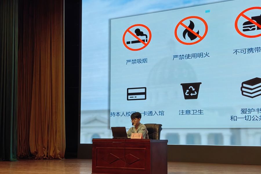 �齫������