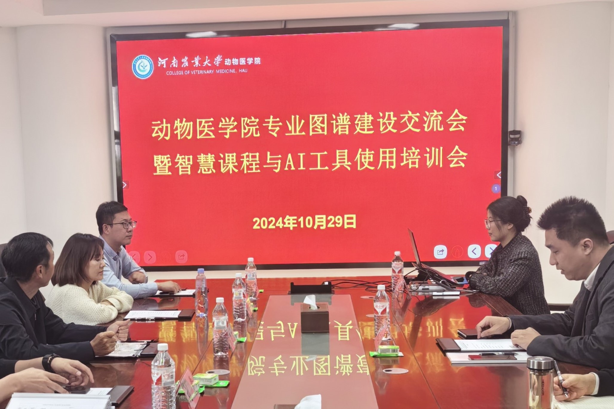 �齫������