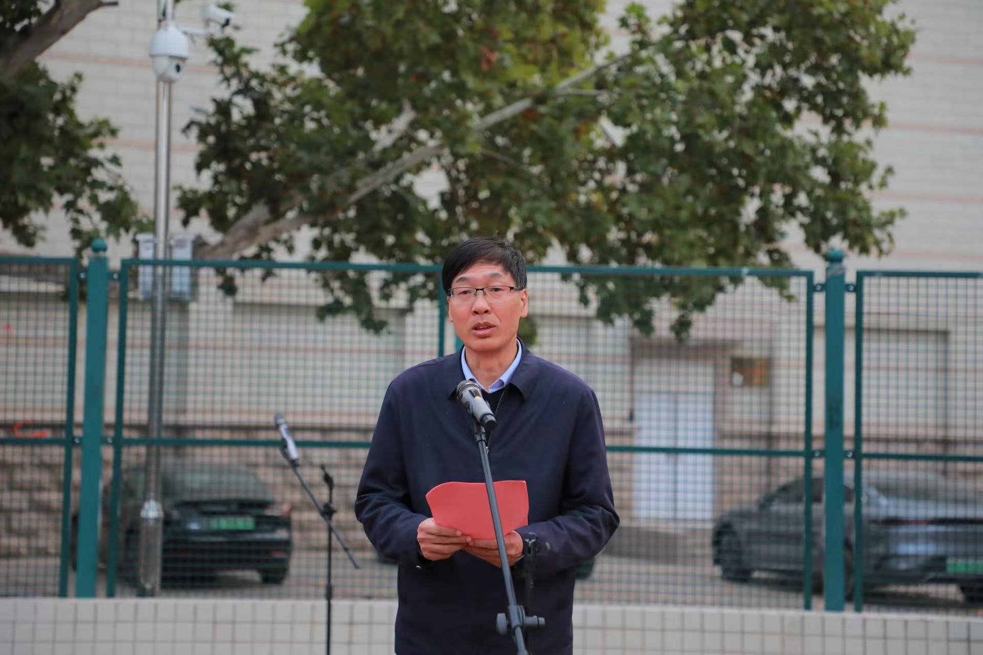 �齫������