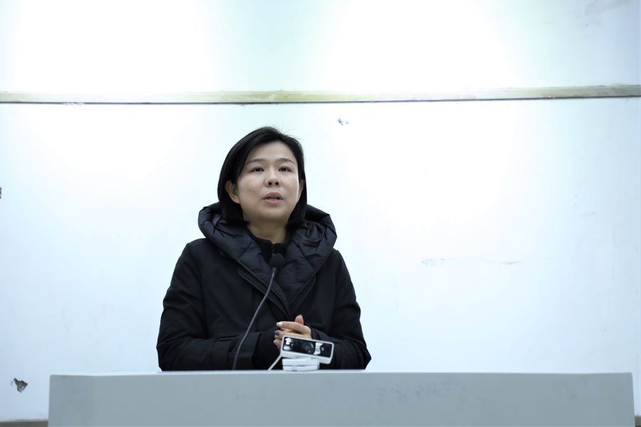 �齫������