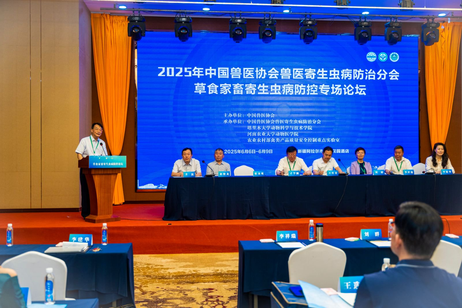 �齫������