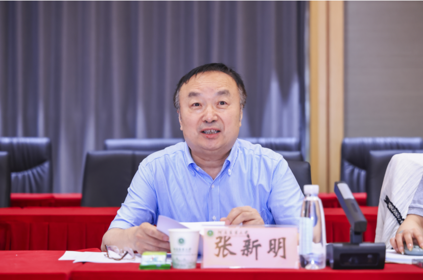 �齫������