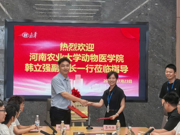 �齫������