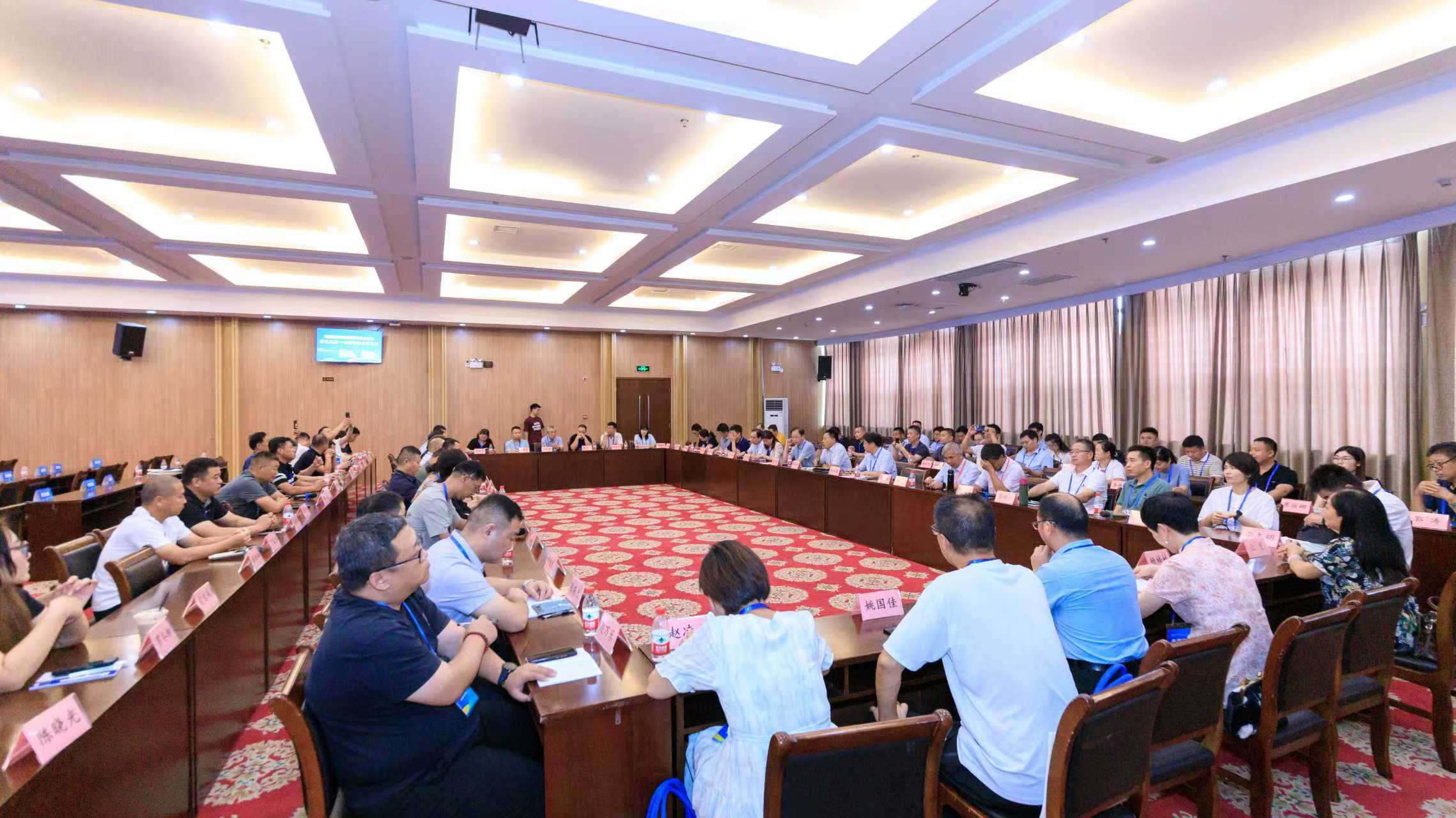 �齫������