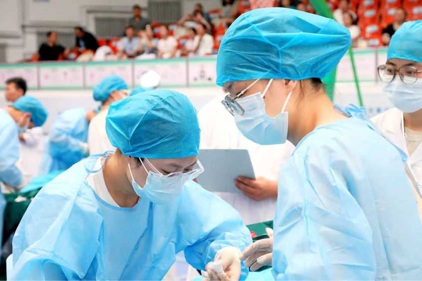 �齫������