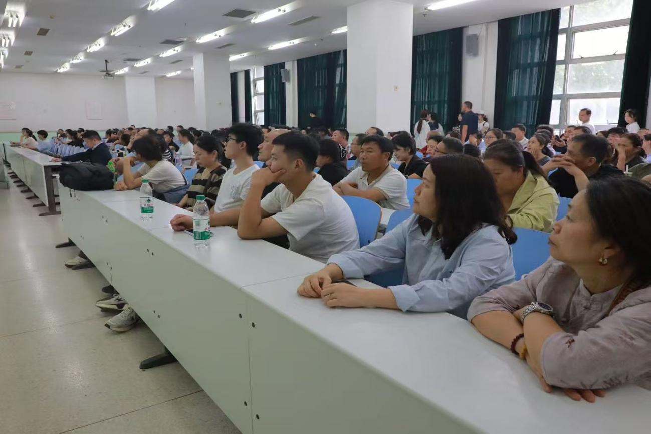 �齫������