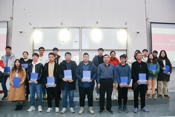 �齫������