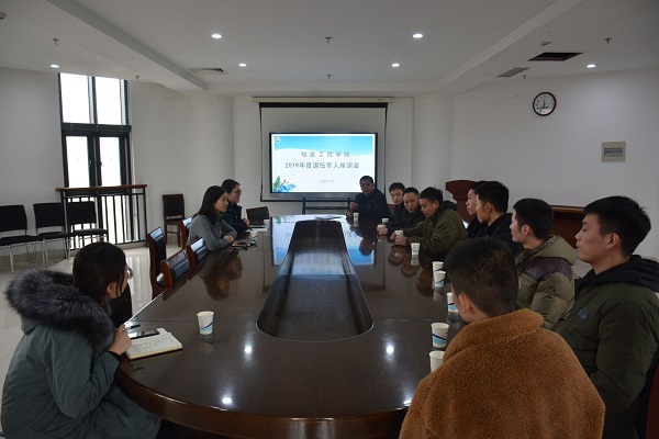 �齫������