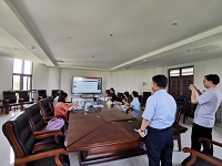 �齫������