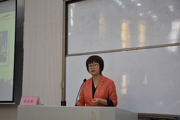 �齫������