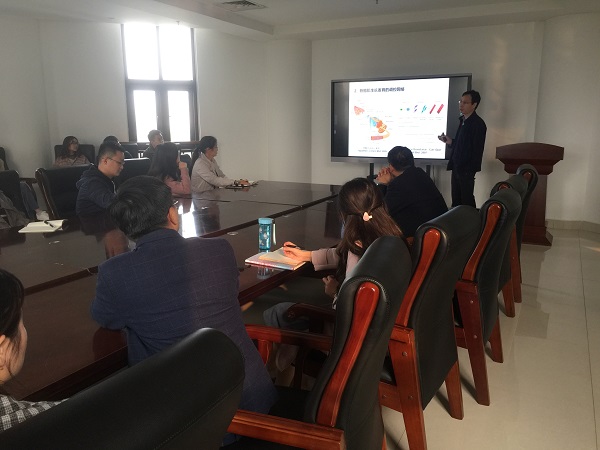 �齫������