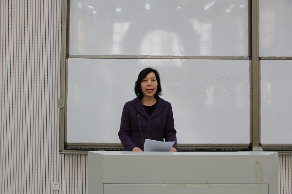 �齫������